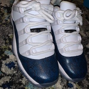 Jordan 11 Navy Blue Snakeskin Gs